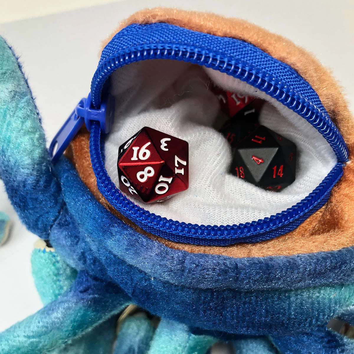 Dungeons & Dragons The Xanathar Beholder Gamer Pouch - Image 2